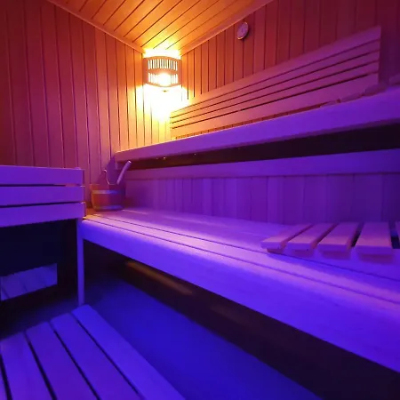 Casa de Férias Pocitniska Hisa Grube Z Wellnesom Puconci