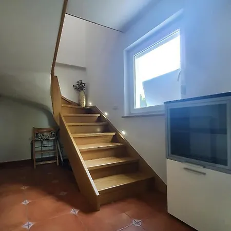 別荘 Pocitniska Hisa Grube Z Wellnesom