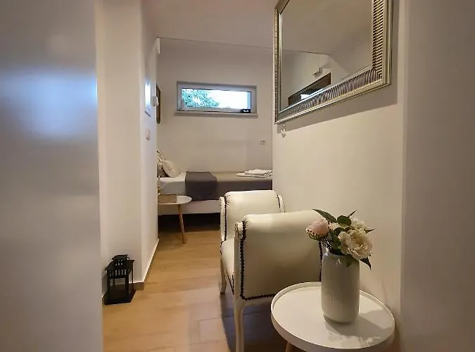 Pocitniska Hisa Grube Z Wellnesom *