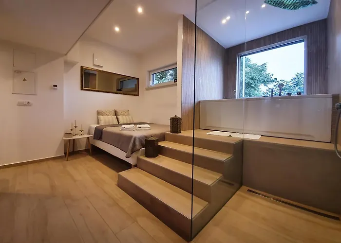 別荘 Pocitniska Hisa Grube Z Wellnesom *